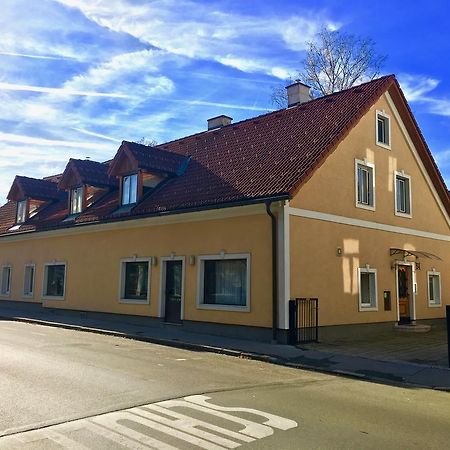 Bachgasslhof Apartment Leoben  Exterior photo